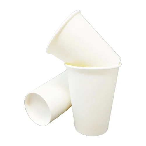 Versatile white16oz paper cups for coffee and tea on-the-go