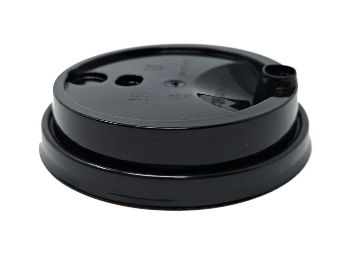 Hard plastic 90mm black lids with stoppers for tea cups
