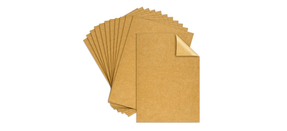 Paper take out containers are made from various materials such as cardboard, kraft, and parchment paper. 