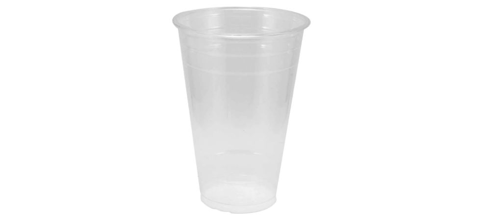 If you’ve been looking for disposable containers that can showcase the artistry of your cold beverages and desserts, try your hand with our plastic cold cups. 