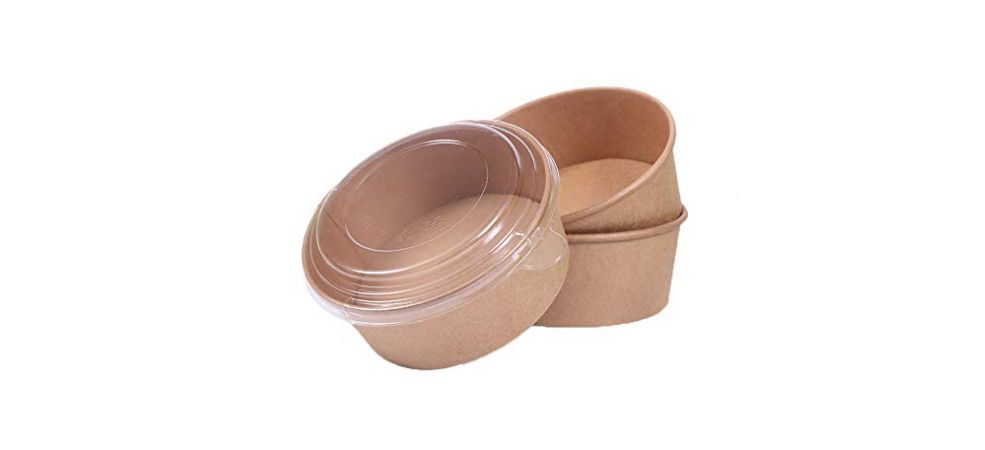 Plastic bowls are a fantastic option for various food types, from pastas, meat sauces, soups, and leafy salads.