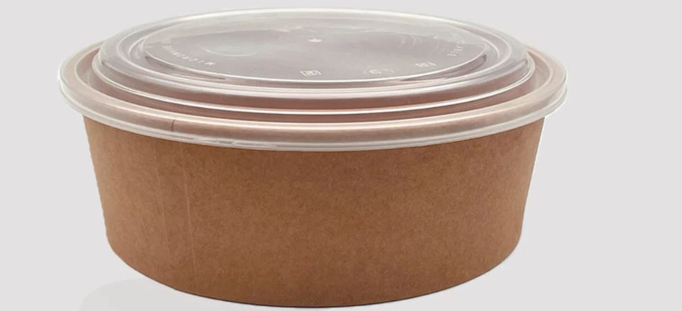 Most Kraft paper soup bowls have a plastic cover to create an airtight seal during storage. 