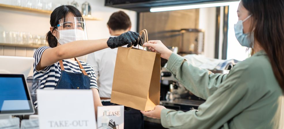 QNP Supplies is a trusted source for reliable, quality-driven takeout solutions for restaurants across Canada. 