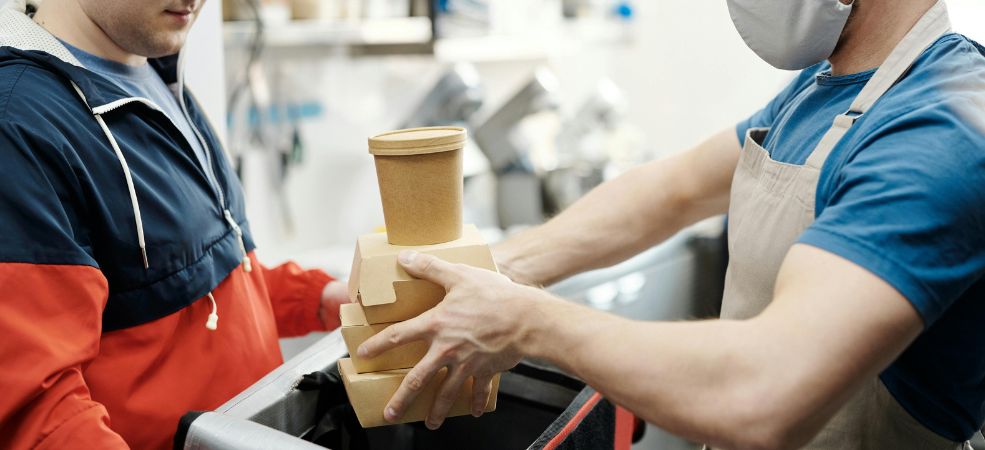Custom food packaging is any packaging that reflects your brand. This can include packaging with logos, taglines, vibrant colours, fonts, and even the feel of the container.