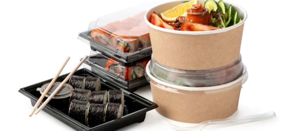 clear plastic takeout containers enable customers to see what is inside before they place their order. Think of it like watching a trailer before the actual movie. 
